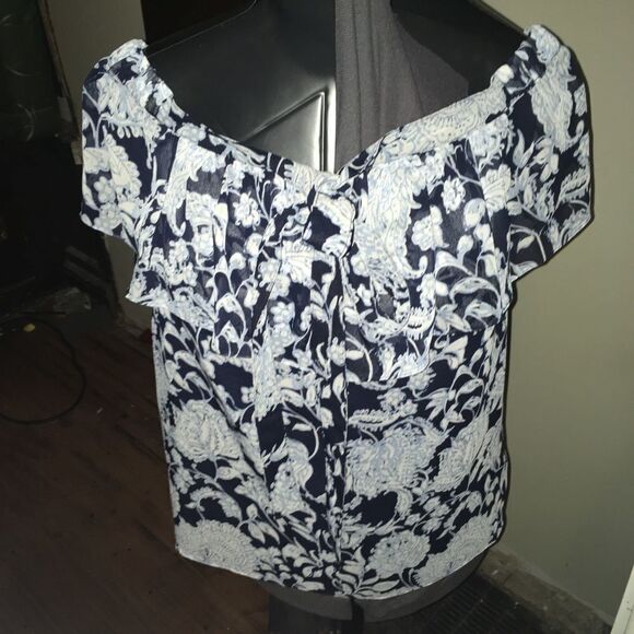 Tommy Hilfiger NWT M blue floral flowy blouse - Picture 1 of 3